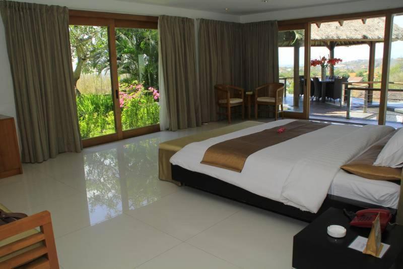 Villa Hening Jimbaran Rum bild