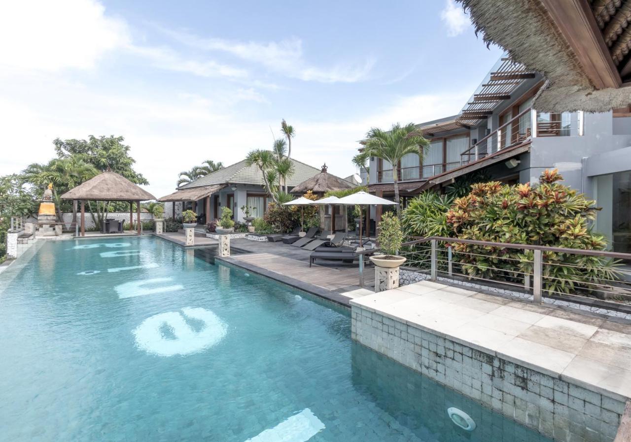 Villa Hening Jimbaran Exteriör bild