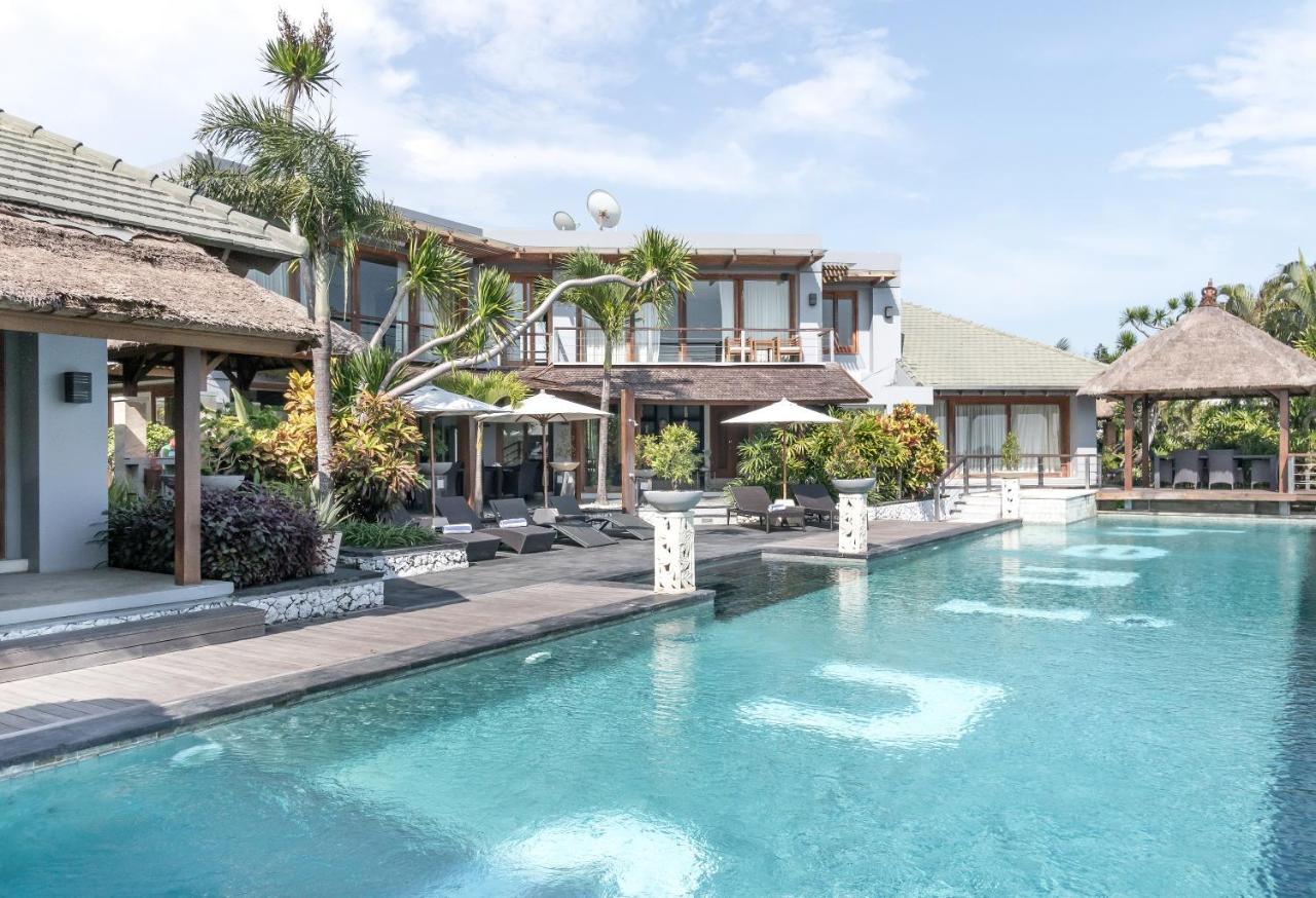 Villa Hening Jimbaran Exteriör bild